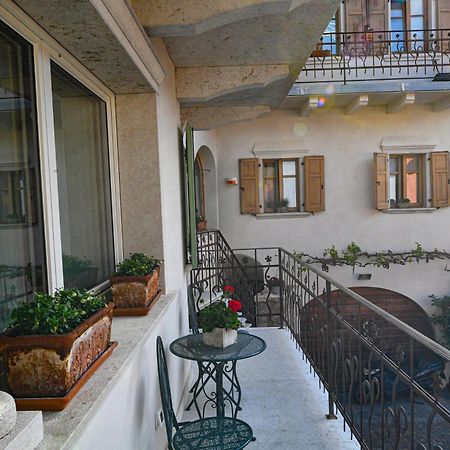 Api Tenna Apartaments Betulla 2 Exterior foto